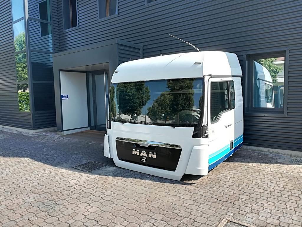 MAN TGX XLX EURO 5 Ohjaamot ja sisustat