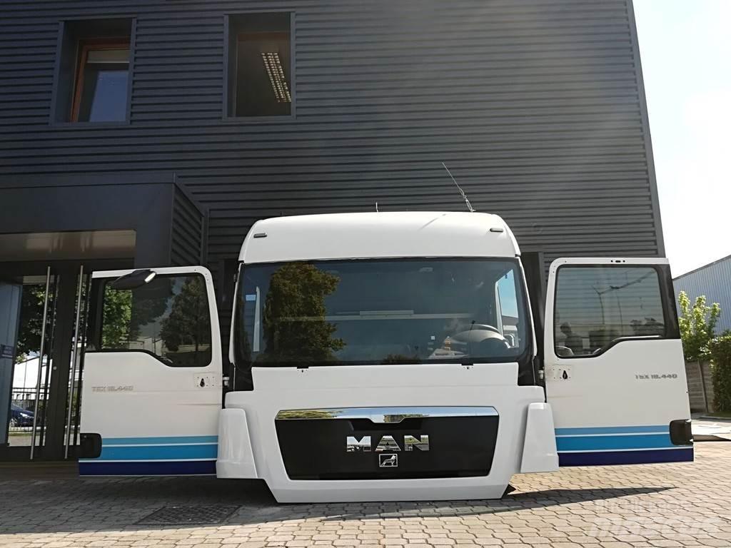 MAN TGX XLX EURO 5 Ohjaamot ja sisustat