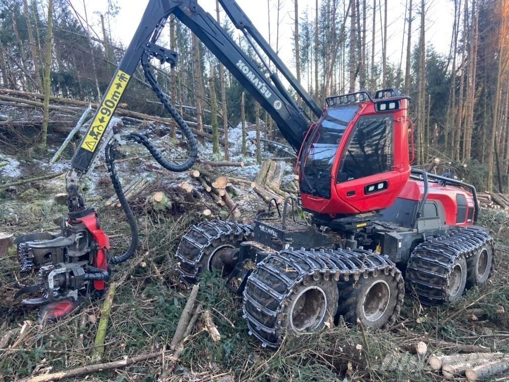 Komatsu 931XC Harvesterit