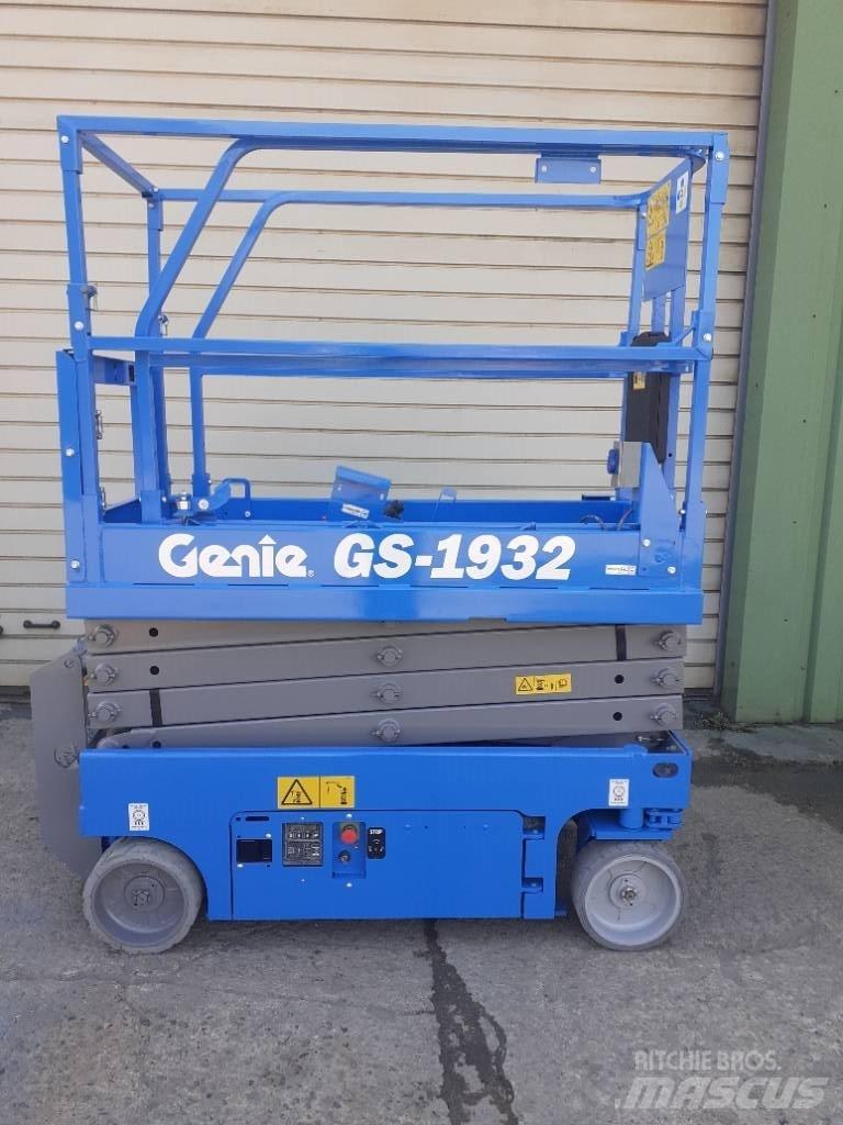 Genie GS 1932 Saksilavat
