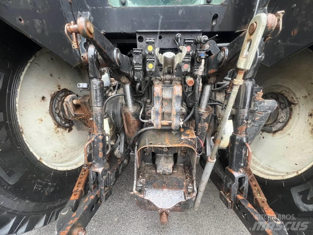 Valtra M 150-4 Traktorit