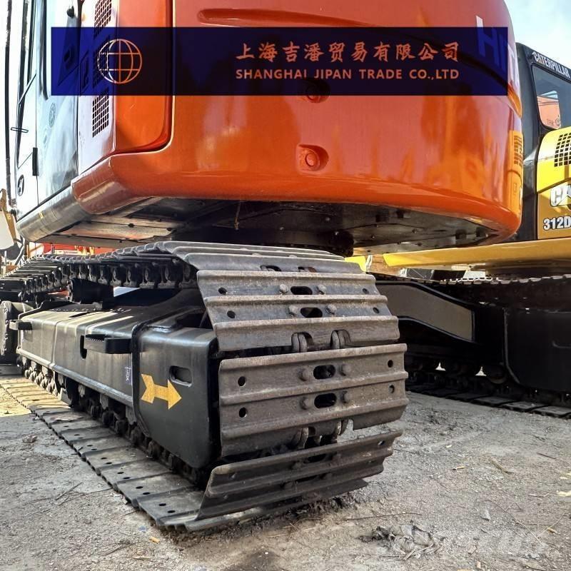Hitachi ZX 135 Telakaivukoneet