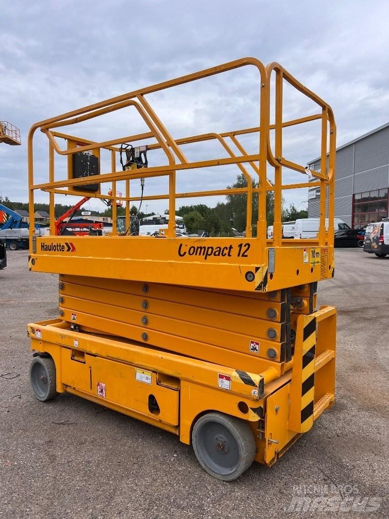 Haulotte Compact 12 Saksilavat