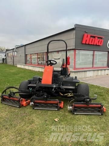 Jacobsen 305 Väyläleikkuri