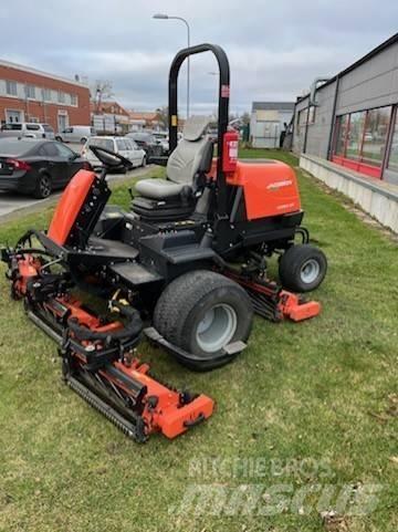 Jacobsen 305 Väyläleikkuri