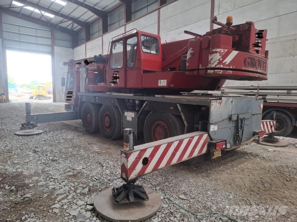 Grove 3050 Mobiilinosturit