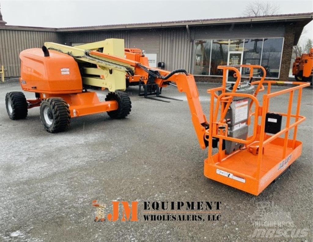 JLG 450 A Kuukulkijat