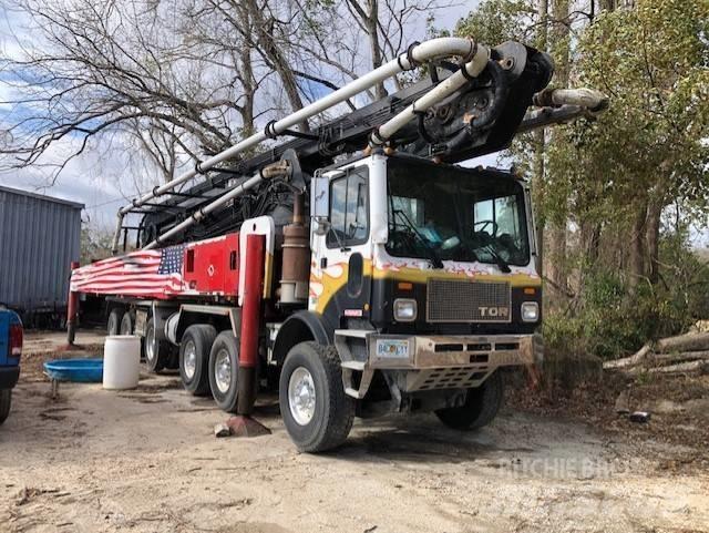 TOR T-63120 Betonipumppuautot