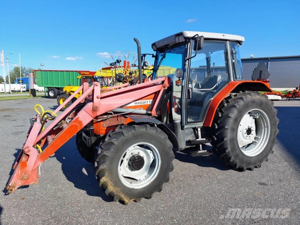 Massey Ferguson 4245 Traktorit
