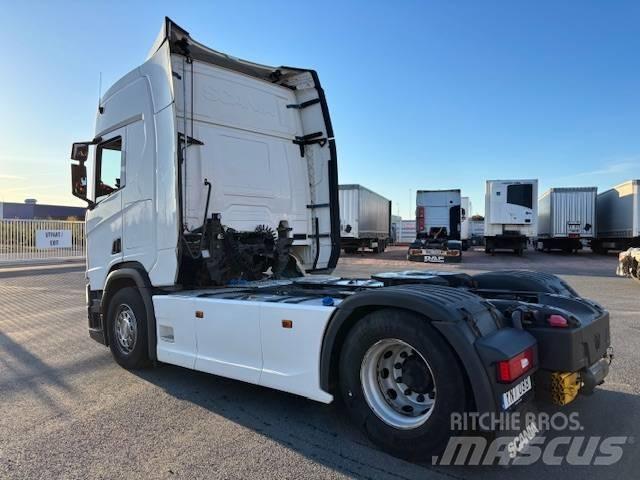 Scania R 410 Vetopöytäautot