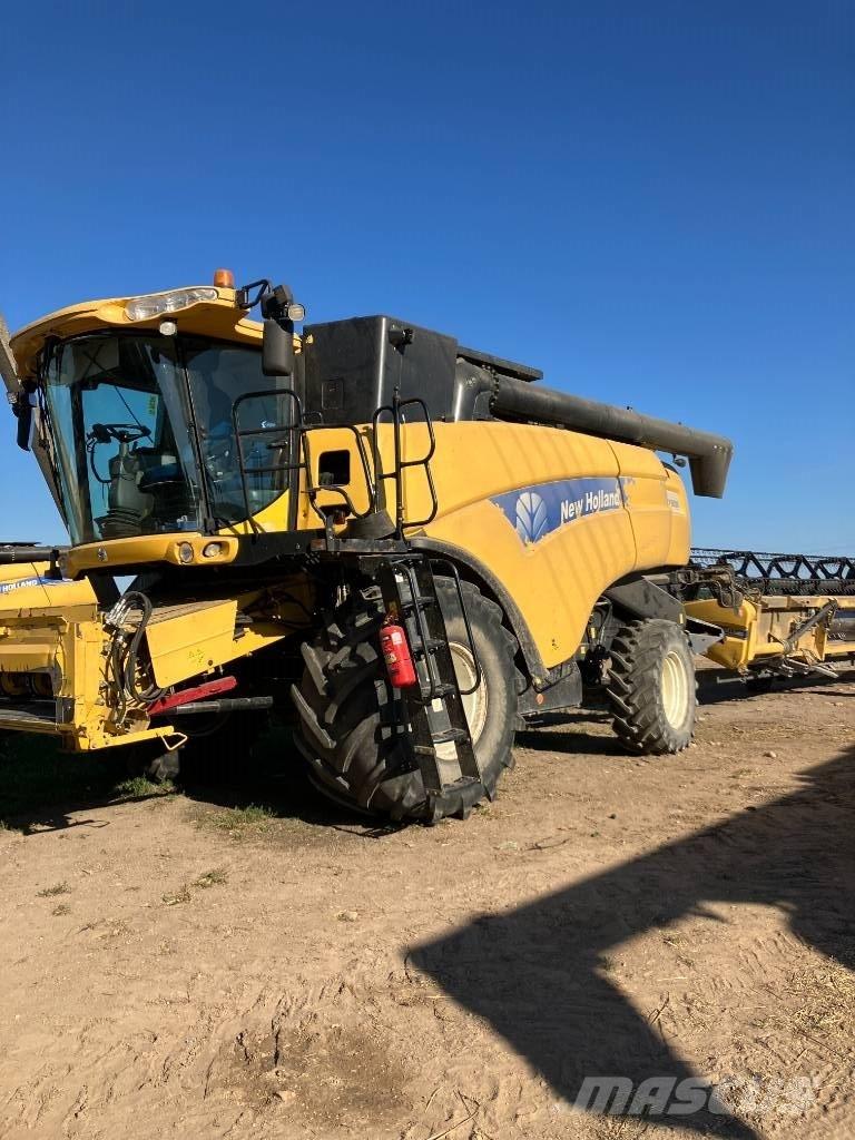 New Holland CX 8080 Leikkuupuimurit