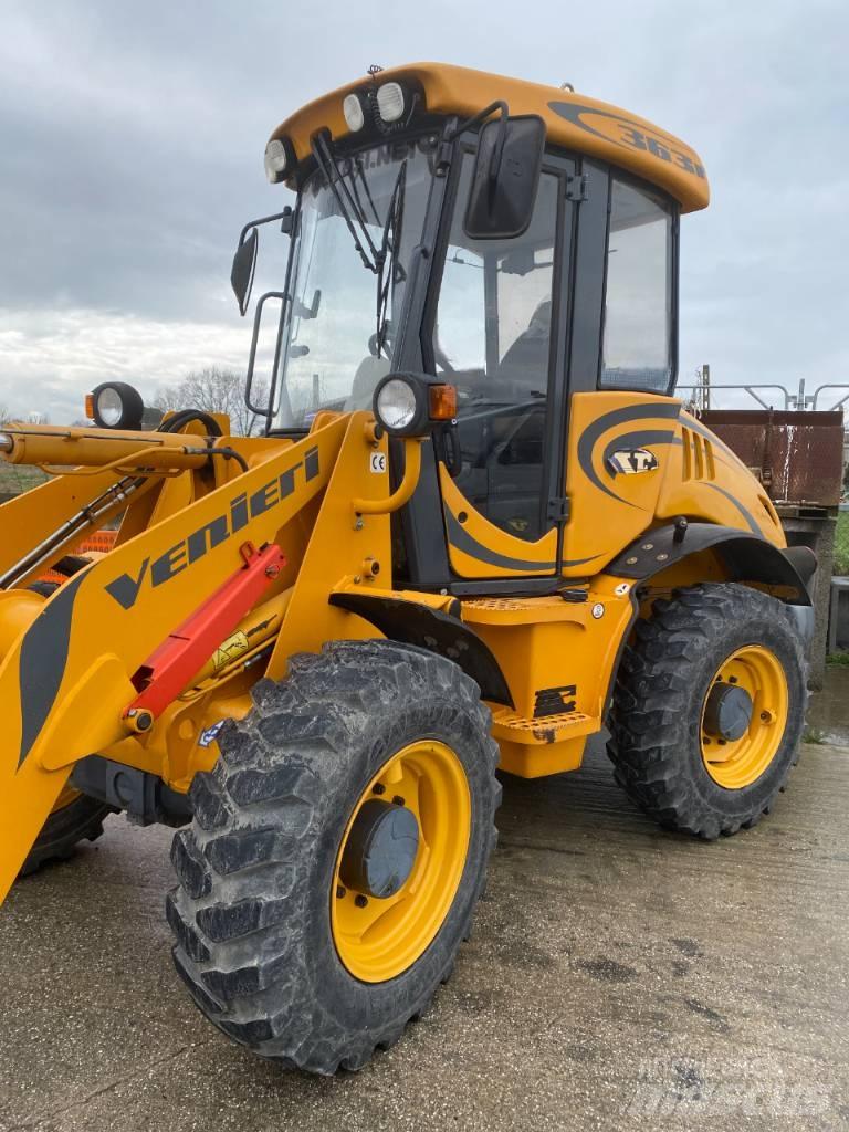 Venieri VF363F/3 Pyöräkuormaajat