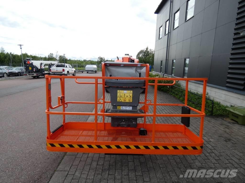 JLG 660 SJ Bomlift Kuukulkijat