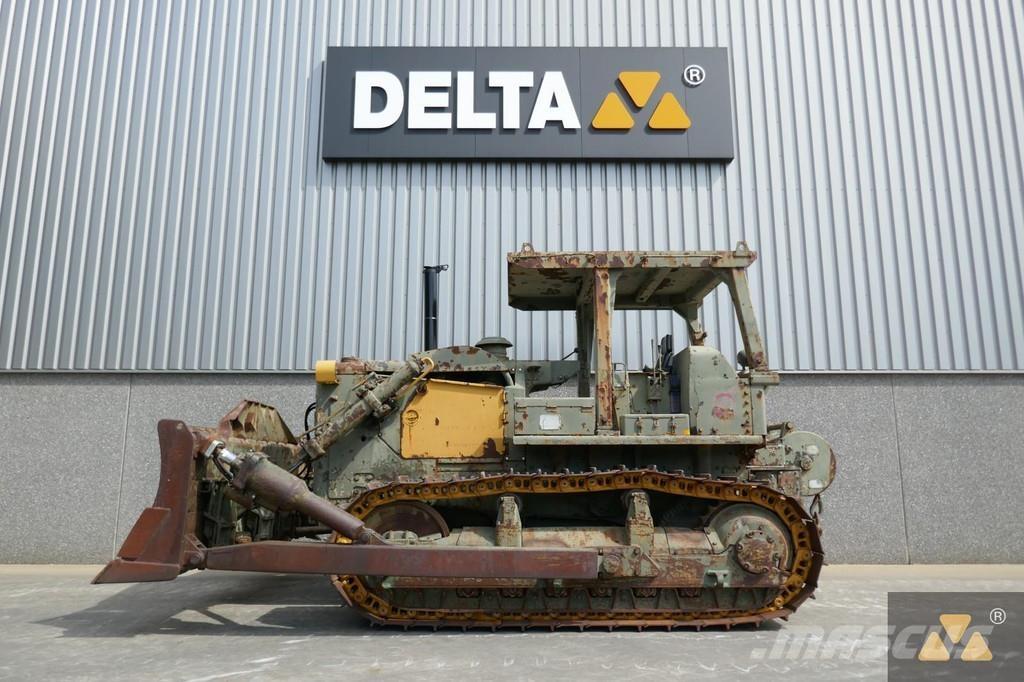 CAT D7F Ex-army Telaketjupuskutraktorit