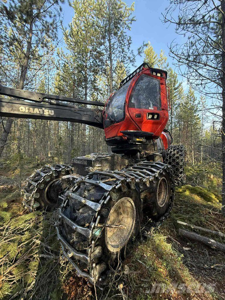 Komatsu 901 Harvesterit