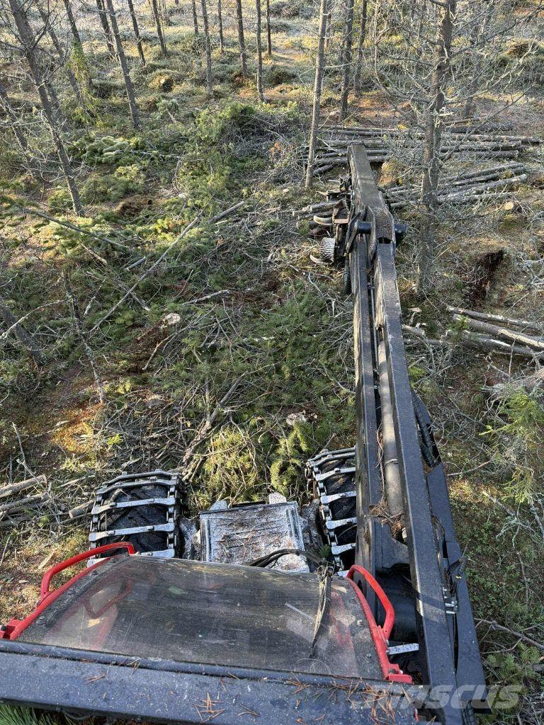 Komatsu 901 Harvesterit