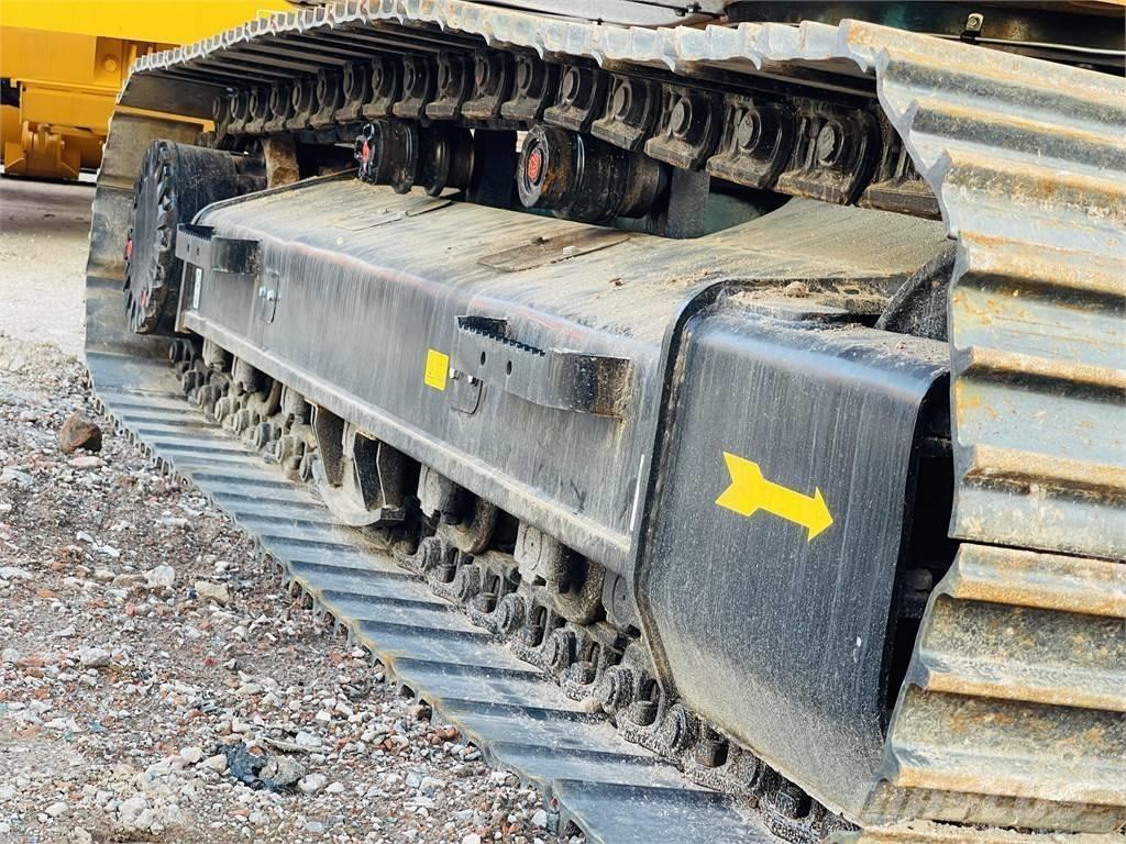 CAT 320D2L Telakaivukoneet