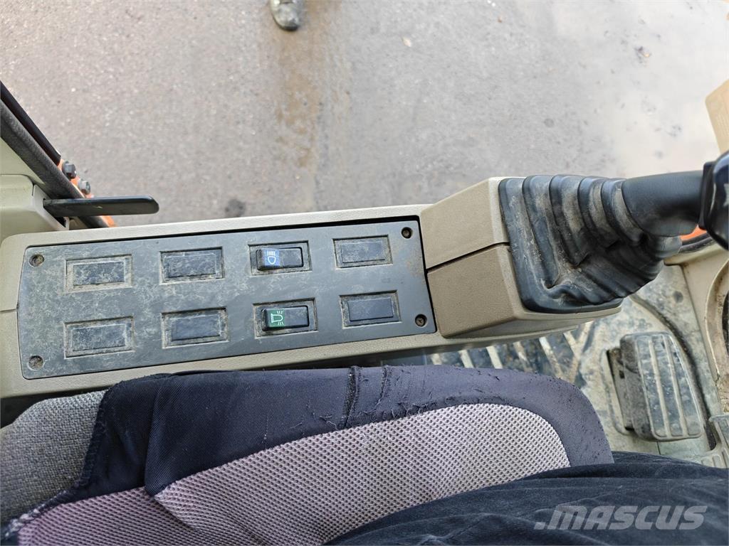 Daewoo 140 LC-V Telakaivukoneet