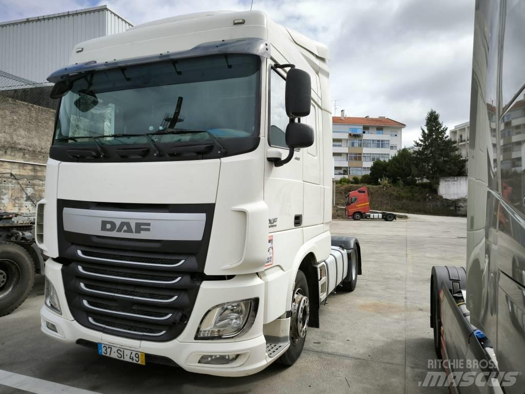 DAF XF 460 FT Vetopöytäautot