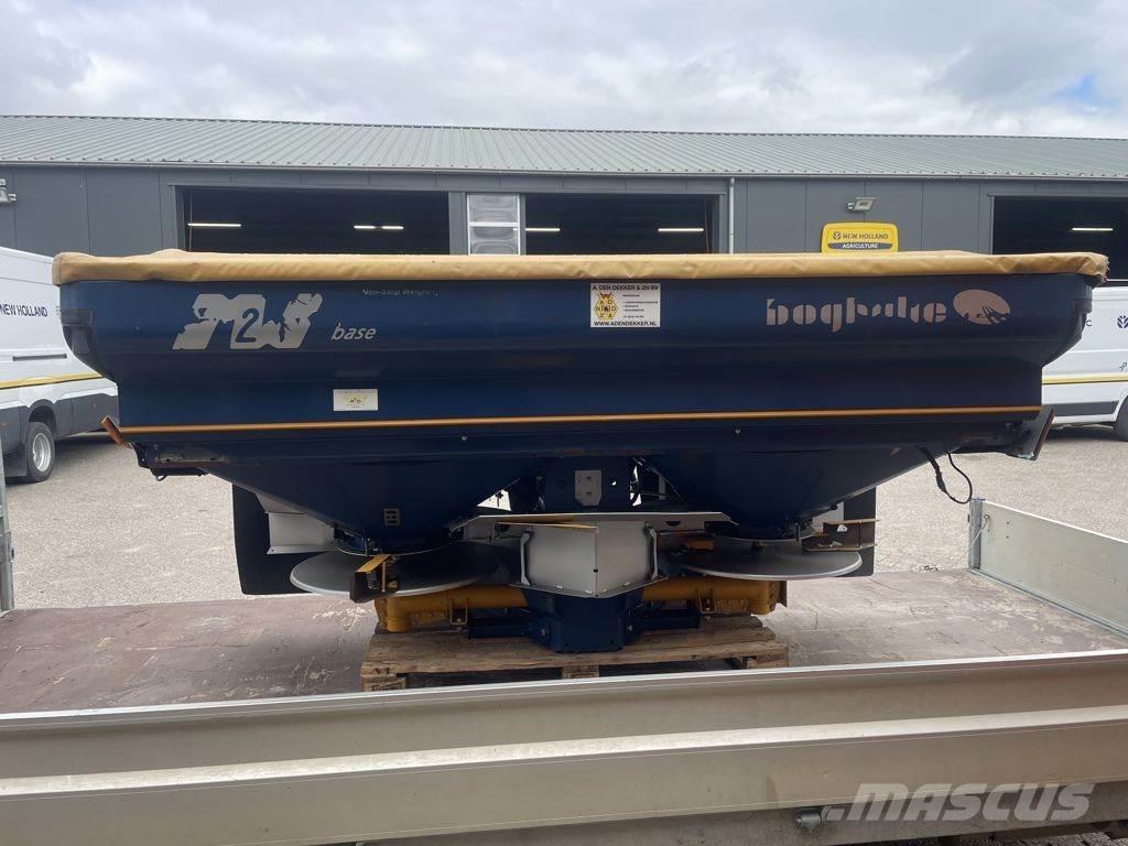 Bogballe M2W Lannoitteenlevittimet