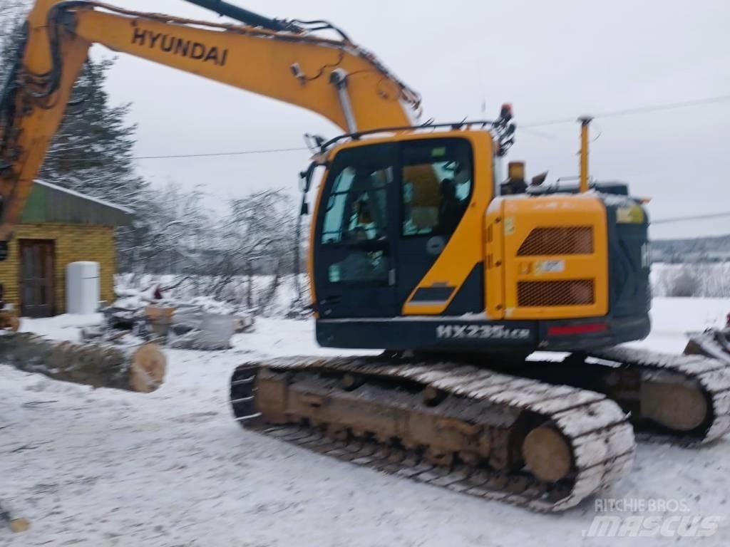 Hyundai HX 235 LCR Telakaivukoneet