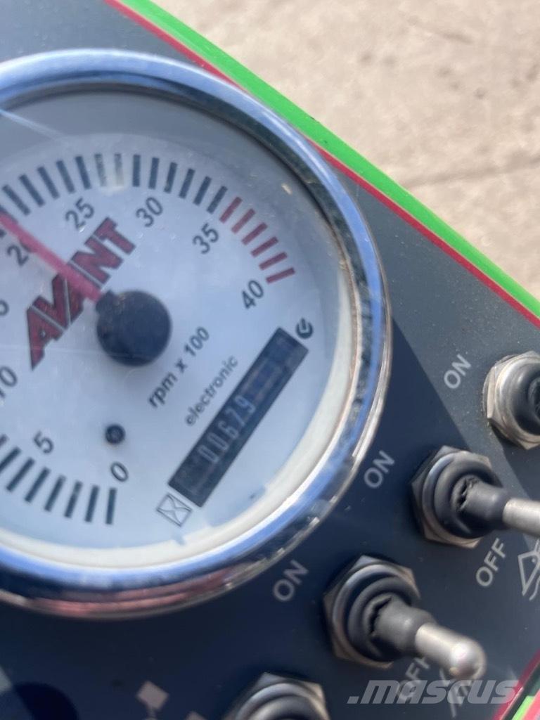 Avant M530 Pienkuormaajat