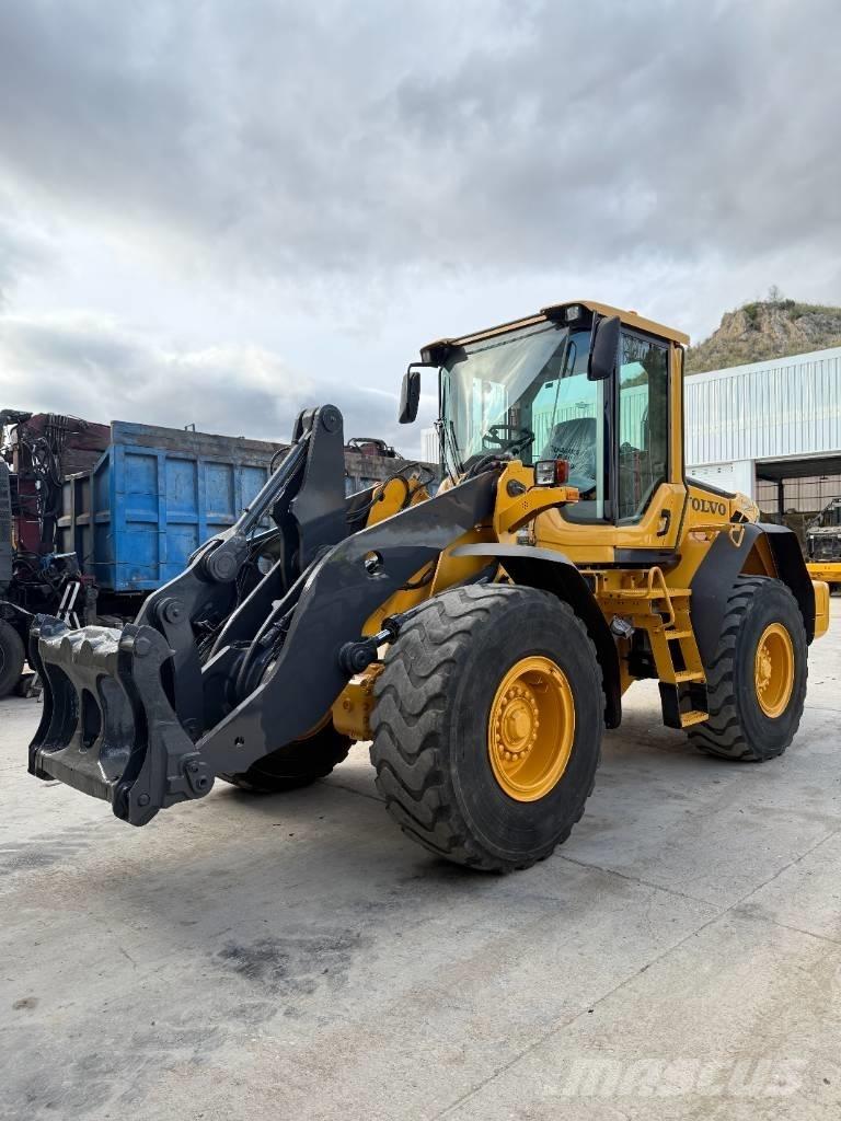 Volvo L 90 F Pyöräkuormaajat