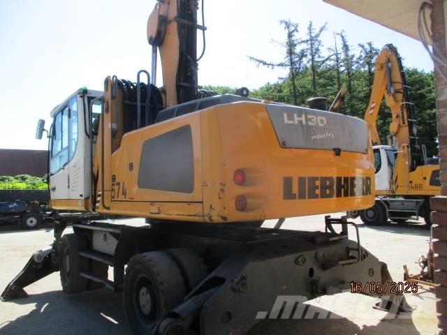 Liebherr LH 30 M Jätteenkäsittelijät