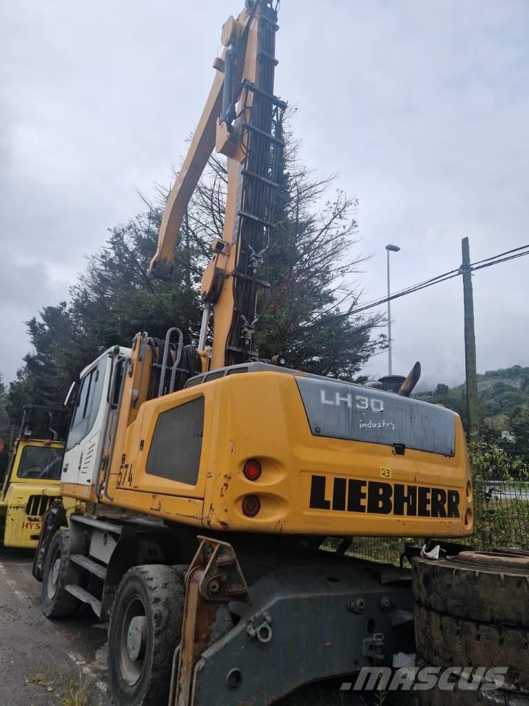 Liebherr LH 30 M Jätteenkäsittelijät