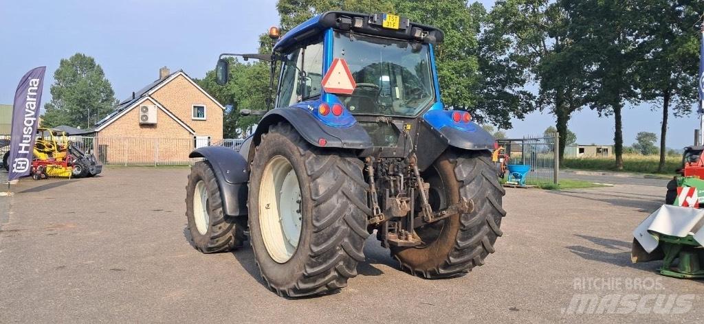 Valtra T160 Traktorit