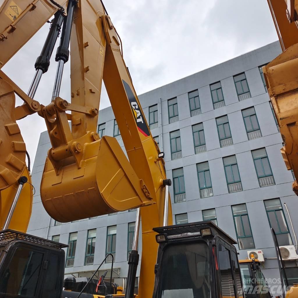 CAT 325 D Telakaivukoneet