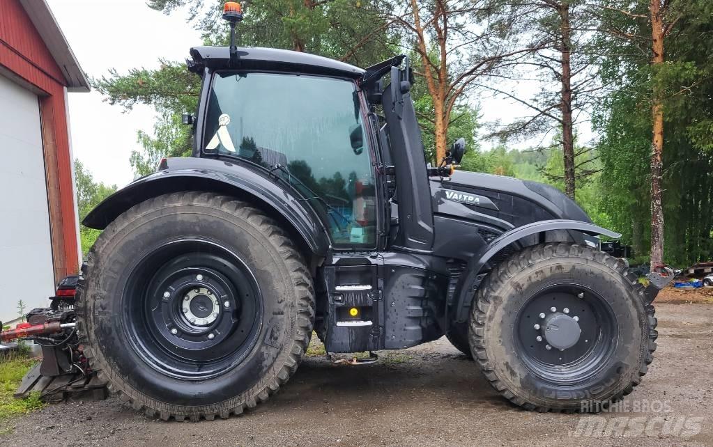 Valtra T 235 D Traktorit