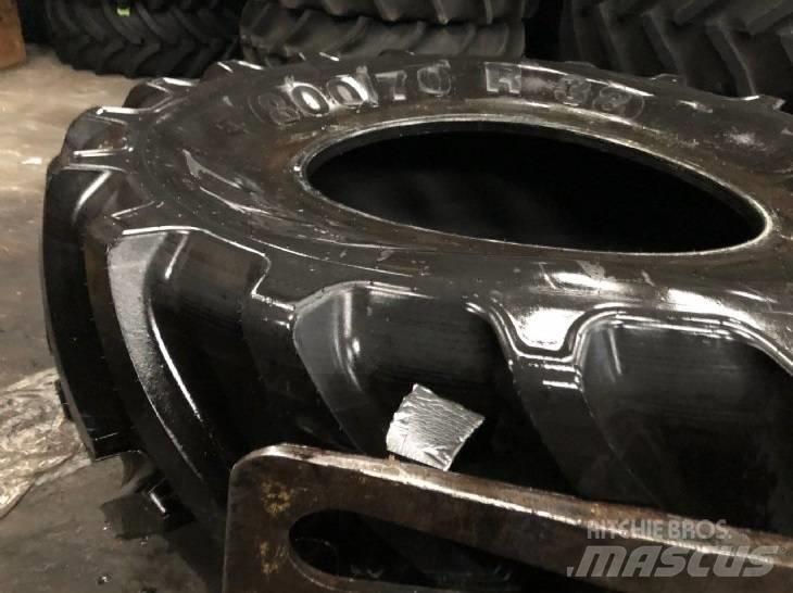Mitas 700/70R38 Renkaat ja vanteet