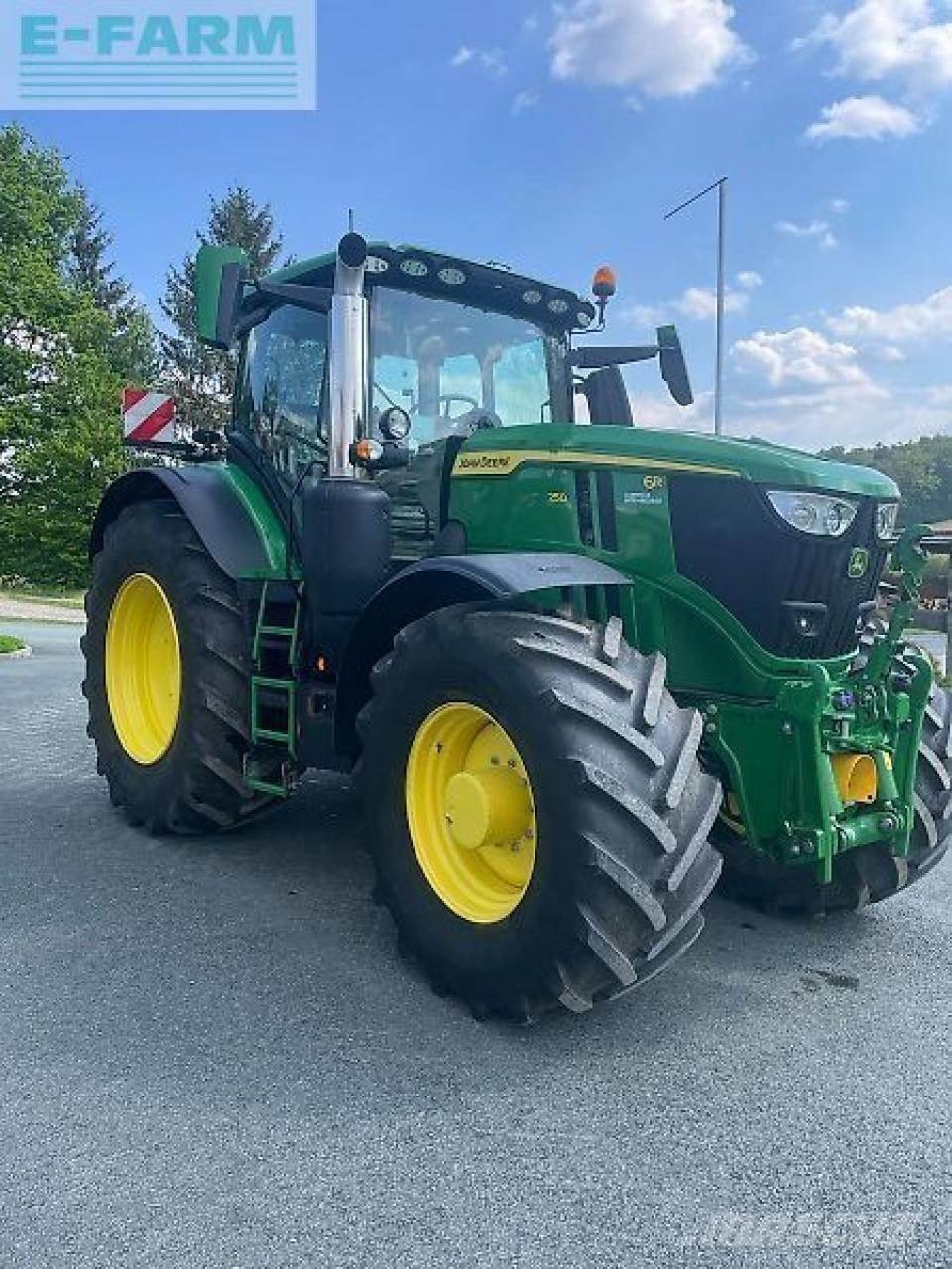 John Deere 6r250 Traktorit