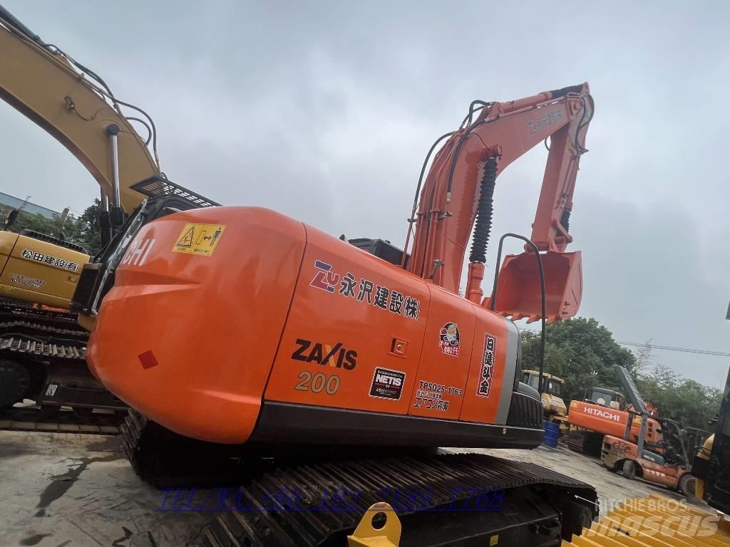 Hitachi ZX200 Telakaivukoneet