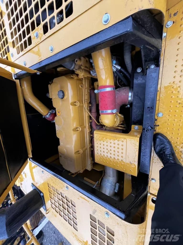 CAT 349 D2 Telakaivukoneet
