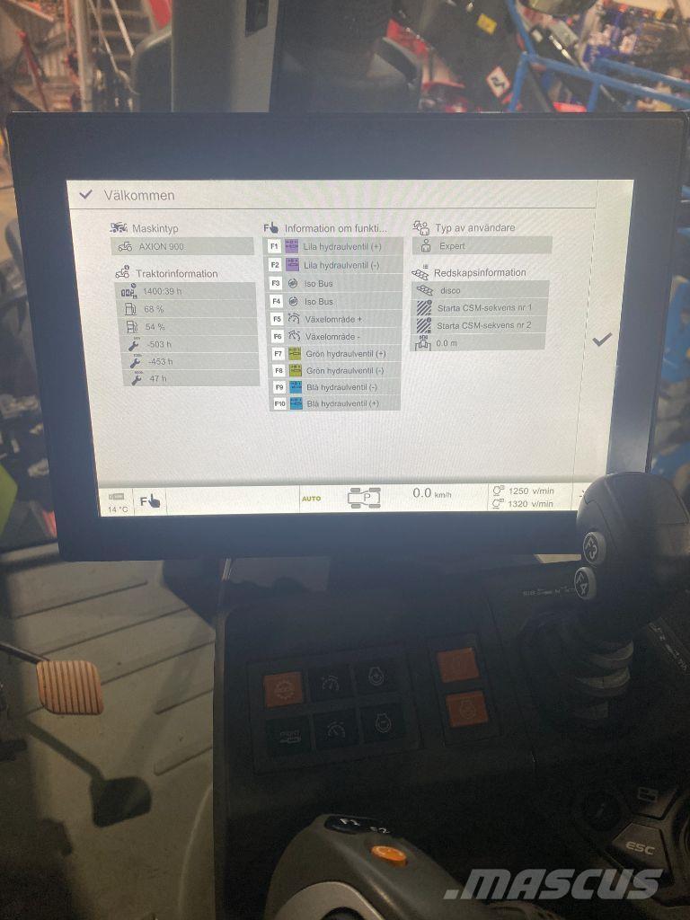 CLAAS Axion 930 Traktorit