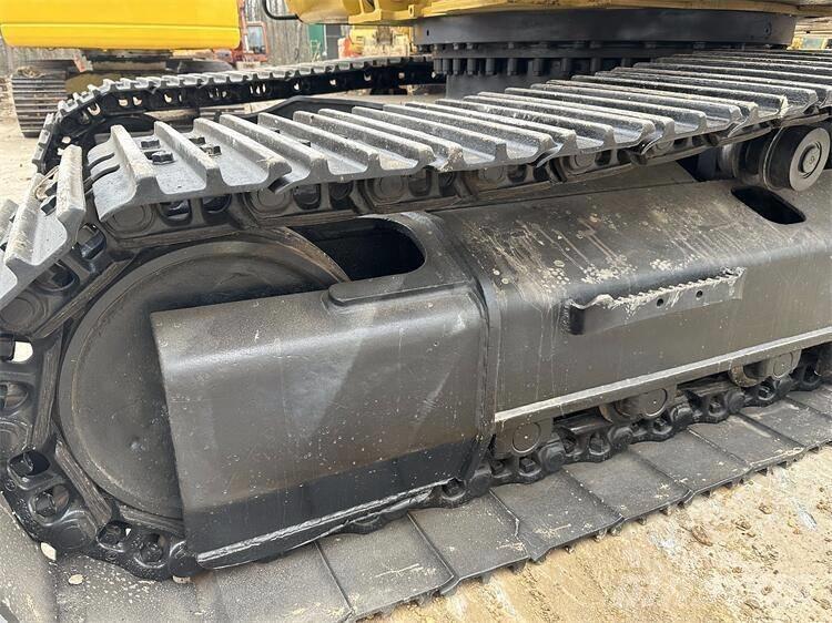 CAT 325D2 Telakaivukoneet