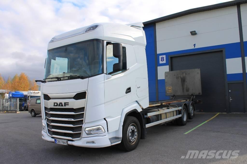 DAF XG 530 FAN Kontti-/tasonostoautot