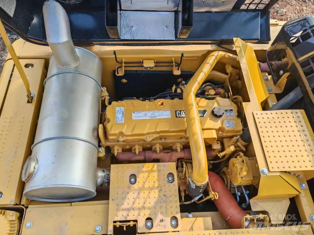 CAT 336 D Telakaivukoneet