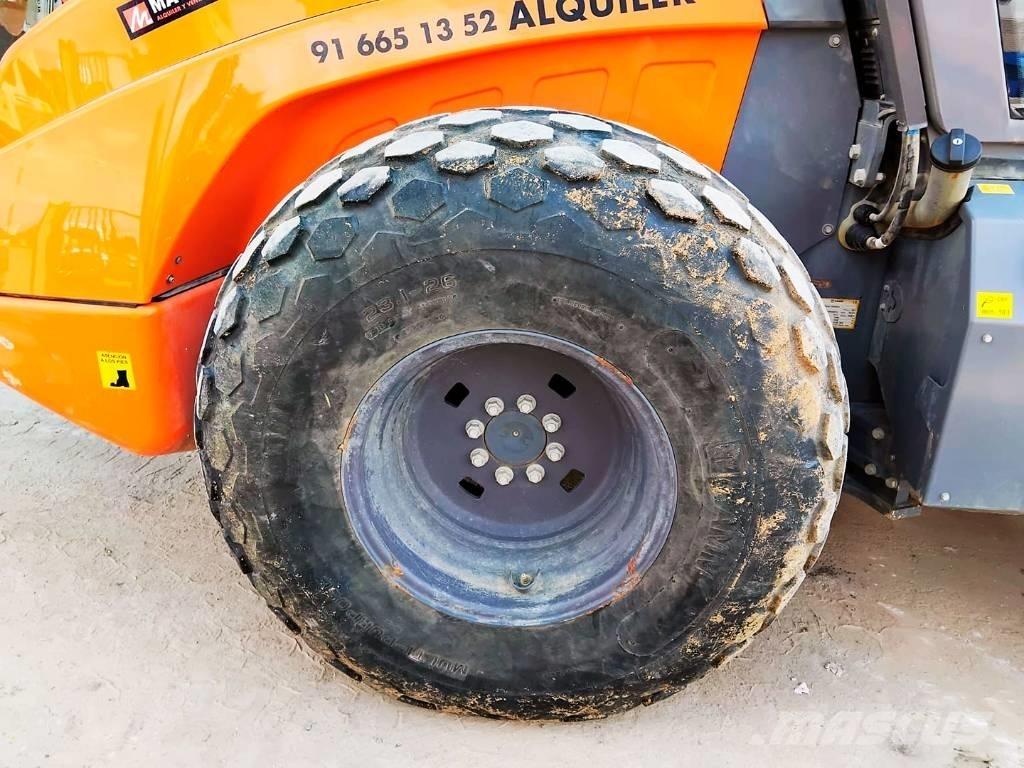Hamm H 16 i Yksivalssijyrät