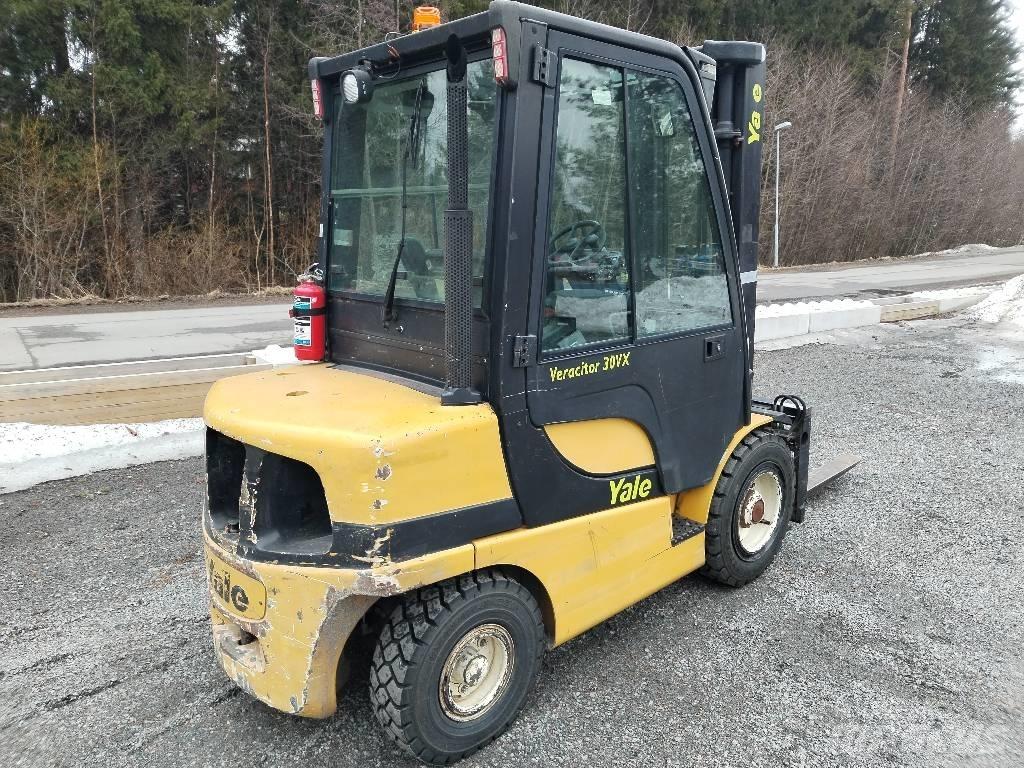 Yale GDP30VX E2345 Dieseltrukit
