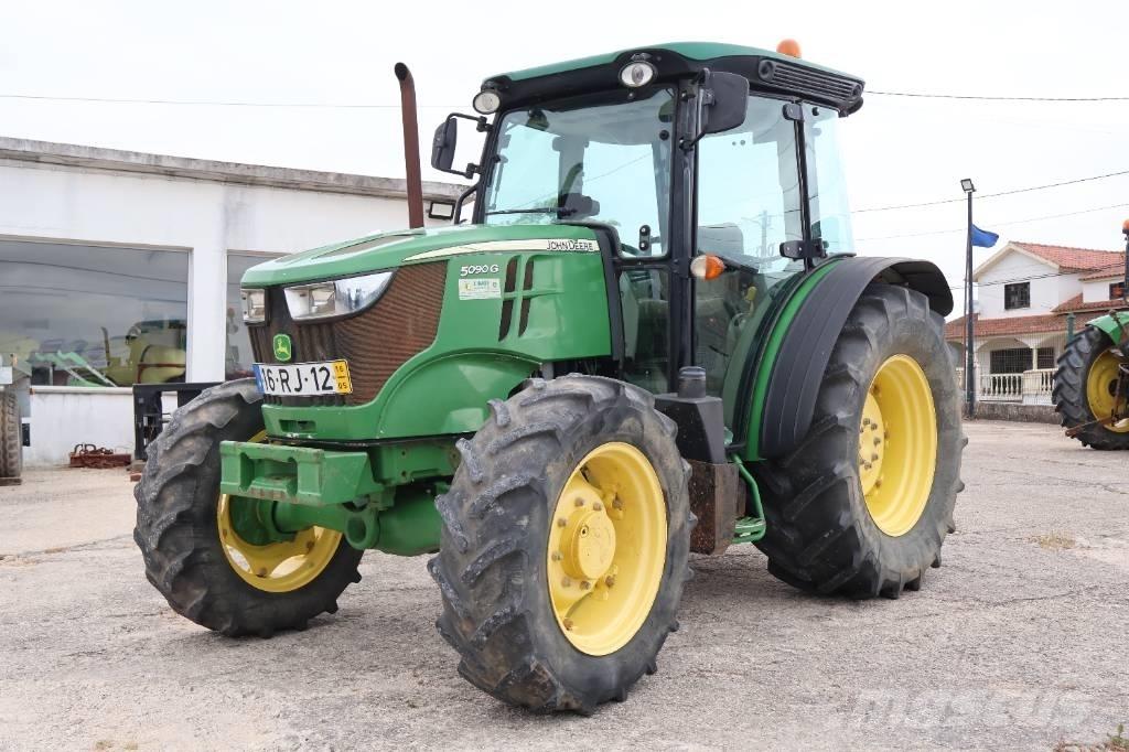 John Deere 5090 G Traktorit
