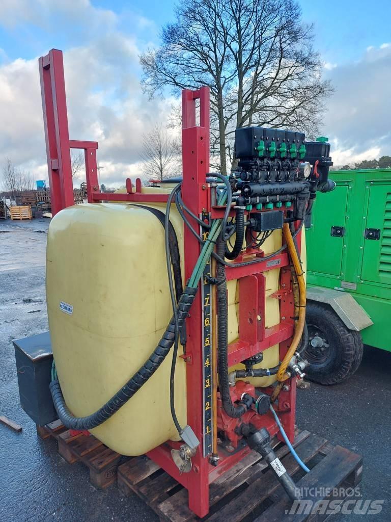 Hardi 1000 liter Nostolaite ruiskut