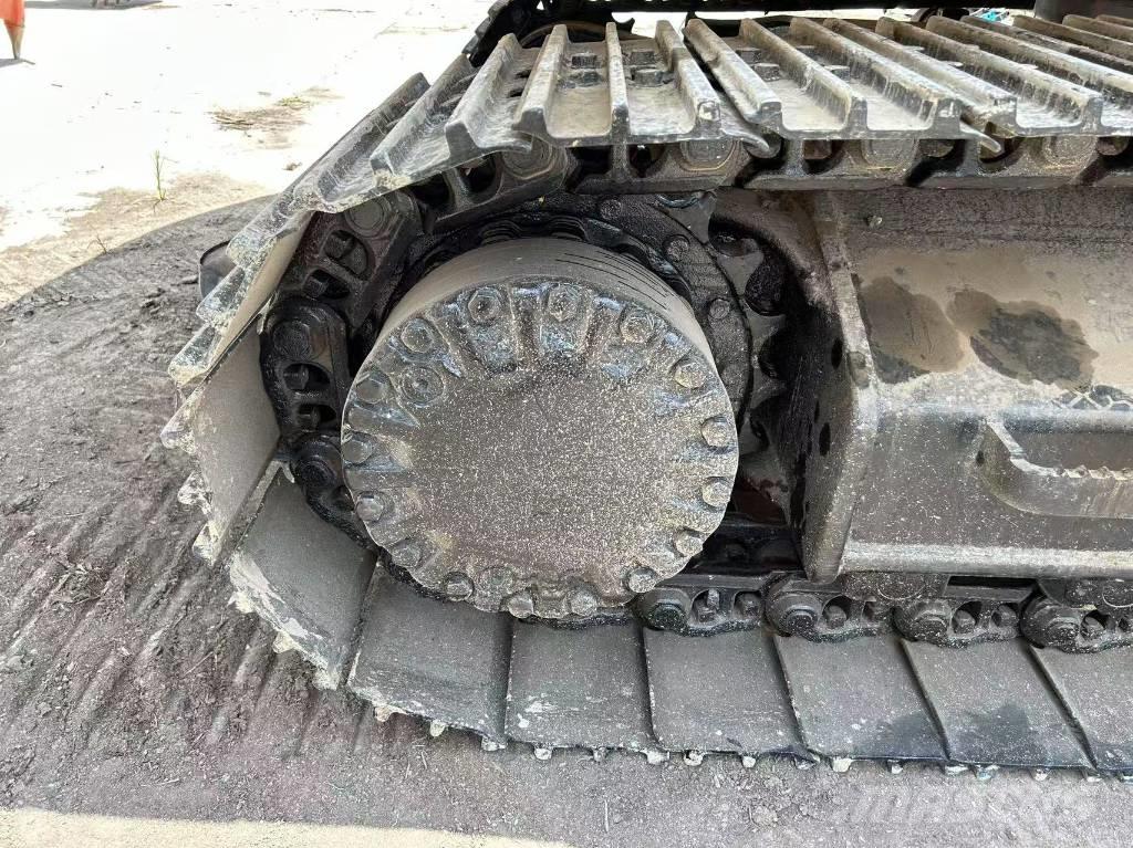 CAT 320 CL Telakaivukoneet