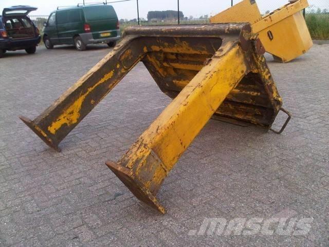 CAT 990 II Alusta ja jousitus