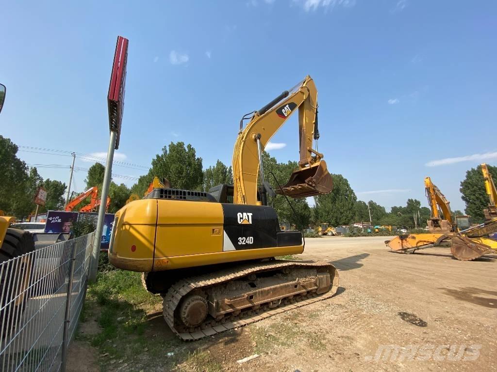 CAT 324D Telakaivukoneet