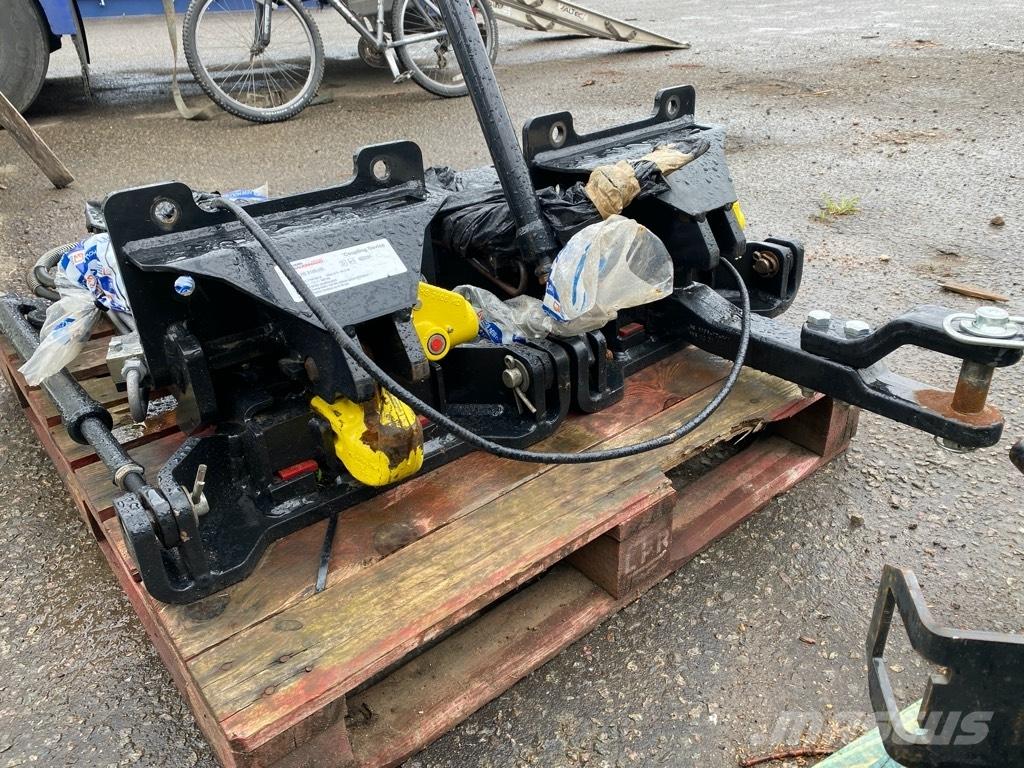 Case IH PUMA 240 CVX Ketjut, telat ja alustat