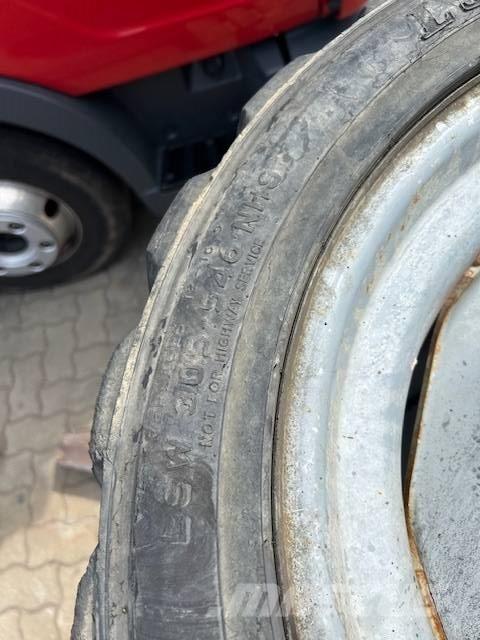 Genie GS 4390 RT Saksilavat