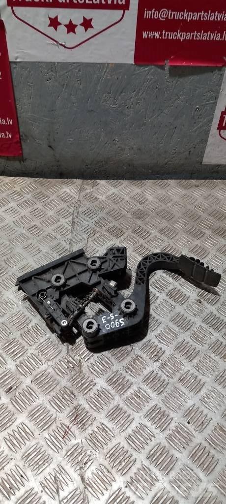 Scania R 480   1753411 Ohjaamot ja sisustat
